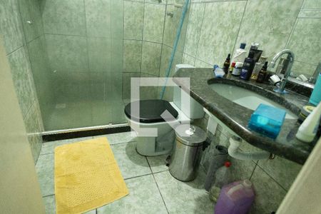 Banheiro 1 de casa de condomínio para alugar com 2 quartos, 100m² em Campo Grande, Rio de Janeiro