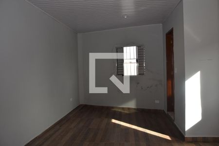 Quarto Suíte de casa para alugar com 2 quartos, 55m² em Jardim Macedonia, Embu das Artes