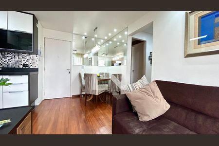 Sala de apartamento à venda com 2 quartos, 47m² em Gopouva, Guarulhos