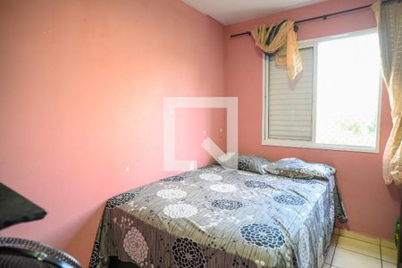 Quarto 2 de apartamento para alugar com 2 quartos, 50m² em Parque Fongaro, São Paulo