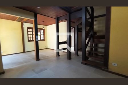 Sala de casa de condomínio à venda com 5 quartos, 160m² em Vargem Pequena, Rio de Janeiro