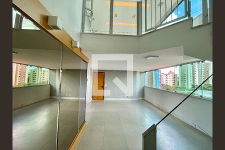 Apartamento à venda com 3 quartos, 162m² em Santa Tereza, Belo Horizonte