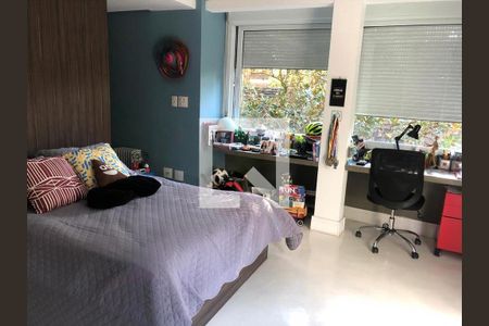 Casa à venda com 6 quartos, 900m² em Fazenda Morumbi, São Paulo