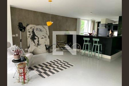 Casa à venda com 6 quartos, 900m² em Fazenda Morumbi, São Paulo