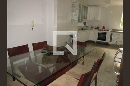 Casa à venda com 5 quartos, 552m² em Mangabeiras, Belo Horizonte