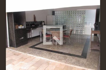 Casa à venda com 5 quartos, 552m² em Mangabeiras, Belo Horizonte