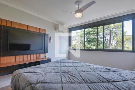 Casa à venda com 5 quartos, 300m² em Retiro Morumbi, São Paulo