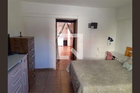 Casa à venda com 3 quartos, 205m² em Vila Santo Estefano, São Paulo