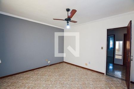Casa à venda com 4 quartos, 240m² em Calaboca, Niterói