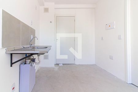 Cozinha de apartamento para alugar com 1 quarto, 25m² em Barra Funda, São Paulo