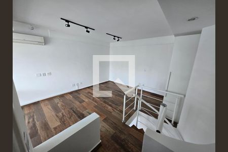 Apartamento para alugar com 1 quarto, 56m² em Alphaville Industrial, Barueri
