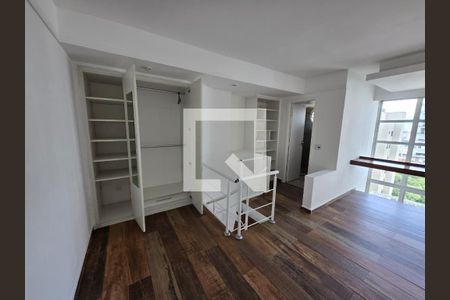 Apartamento para alugar com 1 quarto, 56m² em Alphaville Industrial, Barueri