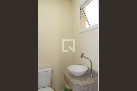 Lavabo de casa para alugar com 3 quartos, 101m² em Vila Paulo Silas, São Paulo
