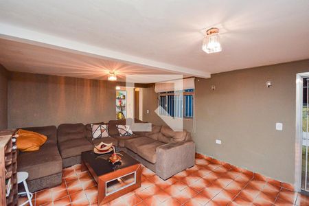Sala de TV de casa à venda com 4 quartos, 250m² em Jardim dos Manacas, São Paulo