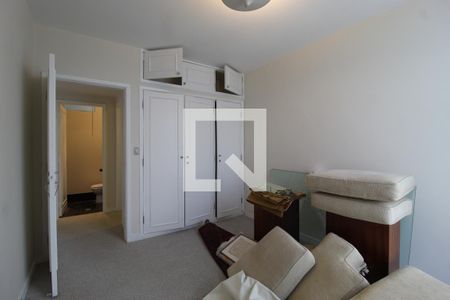 Quarto 1 de apartamento para alugar com 2 quartos, 150m² em Jardim Europa, São Paulo