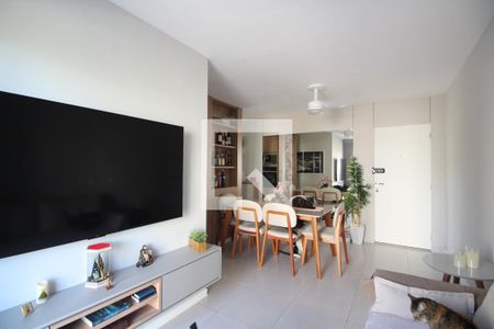 Sala de apartamento para alugar com 2 quartos, 52m² em Taquara, Rio de Janeiro
