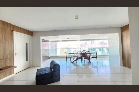 Apartamento para alugar com 3 quartos, 120m² em Barra, Salvador