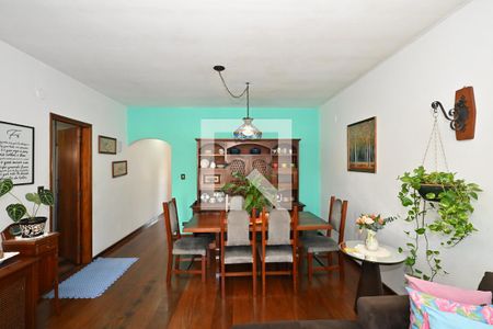 v de casa para alugar com 3 quartos, 280m² em Parque Assuncao, Taboão da Serra
