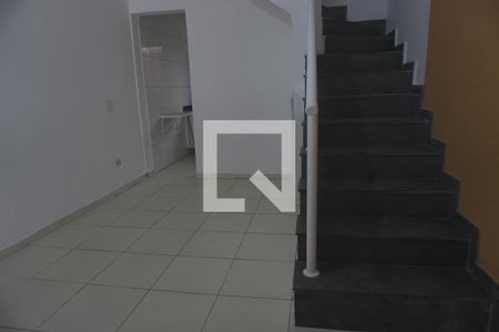 Casa de Condomínio para alugar com 2 quartos, 64m² em Guaianases, São Paulo