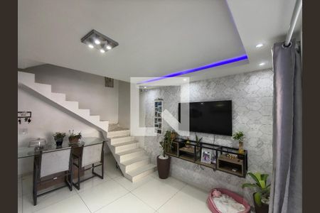 Casa de Condomínio para alugar com 3 quartos, 120m² em Taquara, Rio de Janeiro