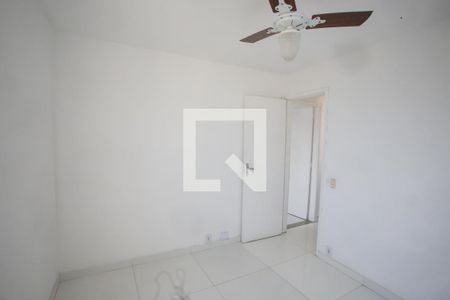 Quarto 1 de apartamento para alugar com 2 quartos, 55m² em Taquara, Rio de Janeiro