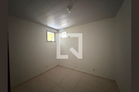 Quarto 1 de kitnet/studio para alugar com 2 quartos, 48m² em Taquara, Rio de Janeiro