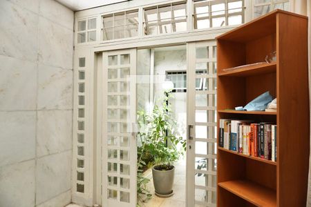 Sala 2 de apartamento para alugar com 2 quartos, 178m² em Funcionários, Belo Horizonte