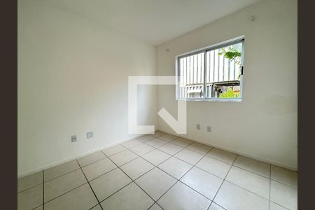 Quarto 2 de apartamento para alugar com 2 quartos, 59m² em Ribeirão da Ilha, Florianópolis