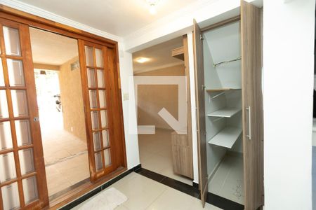 HALL DE ENTRADA de casa para alugar com 2 quartos, 75m² em Vila Iapi, Campinas