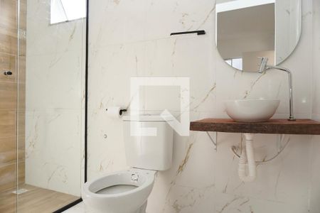 Suíte - Banheiro  de apartamento para alugar com 1 quarto, 45m² em Santa Cruz, Belo Horizonte