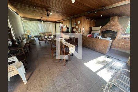 Casa à venda com 4 quartos, 392m² em Jardim Guanabara, Rio de Janeiro