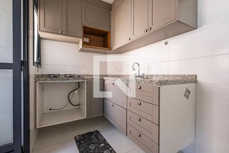 Sala/Cozinha de apartamento à venda com 2 quartos, 53m² em Pinheiros, São Paulo