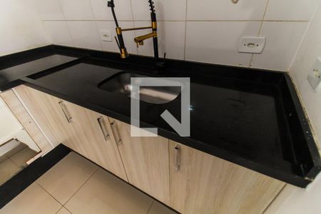 Sala/Cozinha de casa de condomínio à venda com 2 quartos, 50m² em Cidade Líder, São Paulo