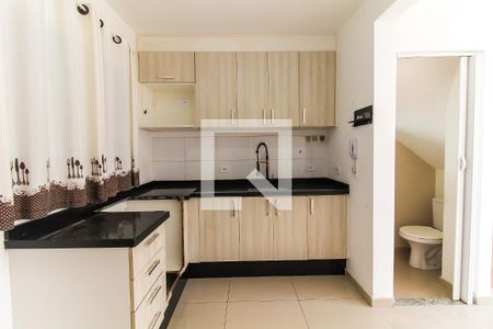 Sala/Cozinha de casa de condomínio à venda com 2 quartos, 50m² em Cidade Líder, São Paulo