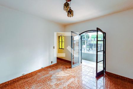 Sala de casa para alugar com 3 quartos, 120m² em Vila Carrão, São Paulo