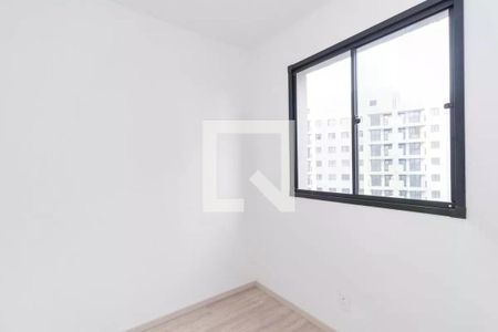Janela com vista para um prédio de apartamentos moderno e branco. de apartamento à venda com 2 quartos, 42m² em Cidade Antônio Estêvão de Carvalho, São Paulo