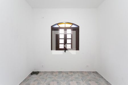 Quarto  de casa para alugar com 2 quartos, 200m² em Parque Guarani, São Paulo