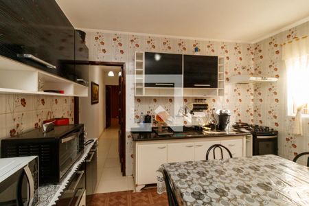 Cozinha de casa para alugar com 2 quartos, 120m² em Parque Casa de Pedra, São Paulo