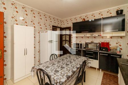 Cozinha de casa para alugar com 2 quartos, 120m² em Parque Casa de Pedra, São Paulo