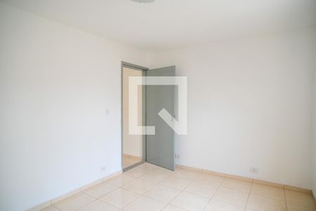 Quarto 1 de casa para alugar com 3 quartos, 160m² em Vila Santo Estefano, São Paulo