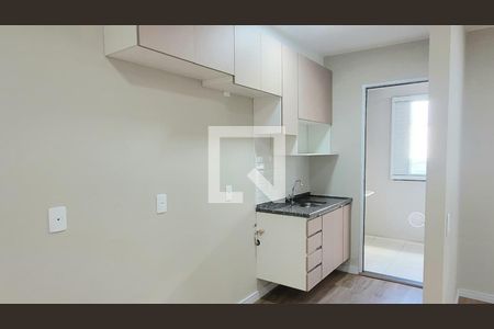 Cozinha de apartamento para alugar com 2 quartos, 48m² em Vila Socorro, São Paulo