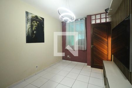 Sala de casa à venda com 2 quartos, 79m² em Casa Grande, Diadema
