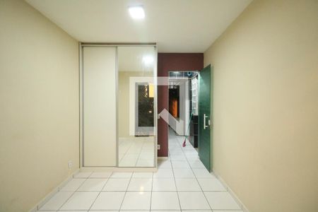 Quarto 1 de casa à venda com 2 quartos, 79m² em Casa Grande, Diadema