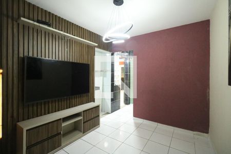 Sala de casa à venda com 2 quartos, 79m² em Casa Grande, Diadema