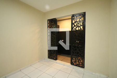 Quarto 1 de casa à venda com 2 quartos, 79m² em Casa Grande, Diadema