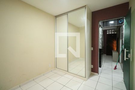Quarto 1 de casa à venda com 2 quartos, 79m² em Casa Grande, Diadema