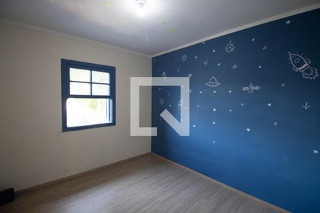 Quarto 1 de casa para alugar com 2 quartos, 55m² em Parque Ramos Freitas, São Paulo