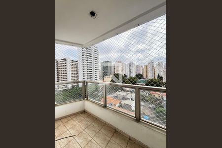 Sala de apartamento à venda com 2 quartos, 70m² em Indianópolis, São Paulo