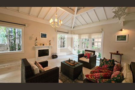 Casa à venda com 5 quartos, 511m² em Medeiros, Jundiaí