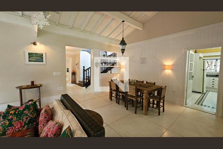 Casa à venda com 5 quartos, 511m² em Medeiros, Jundiaí